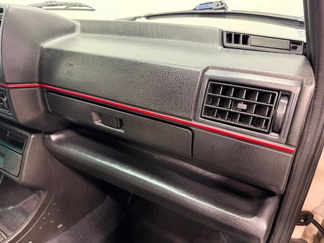 1991 Volkswagen Golf GTI Base Trim - 22987860 - 27