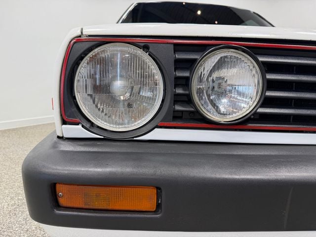 1991 Volkswagen Golf GTI Base Trim - 22987860 - 4
