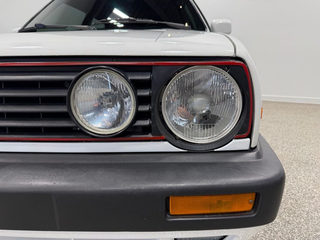 1991 Volkswagen Golf GTI Base Trim - 22987860 - 5