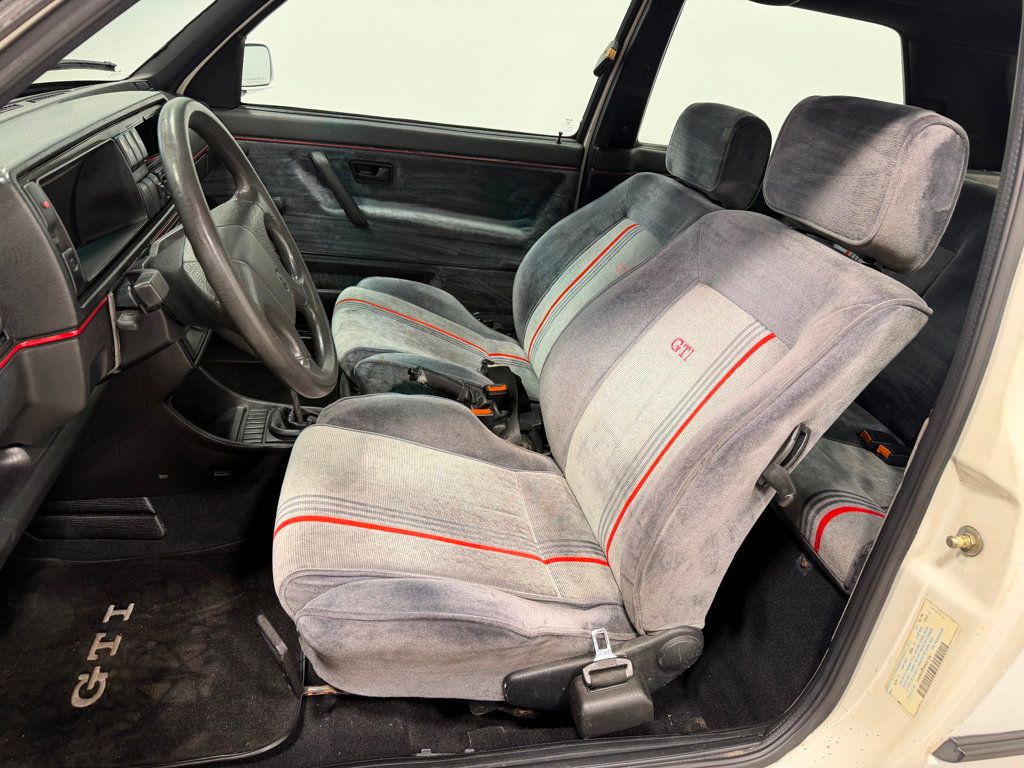 1991 Volkswagen Golf GTI Base Trim - 22987860 - 6