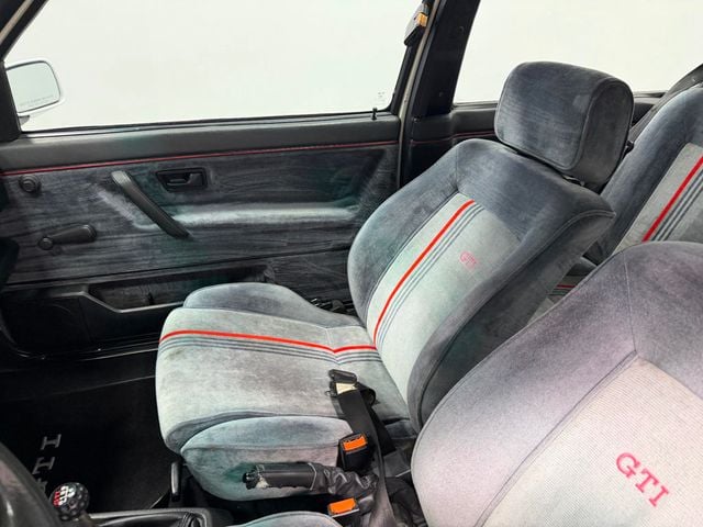 1991 Volkswagen Golf GTI Base Trim - 22987860 - 7