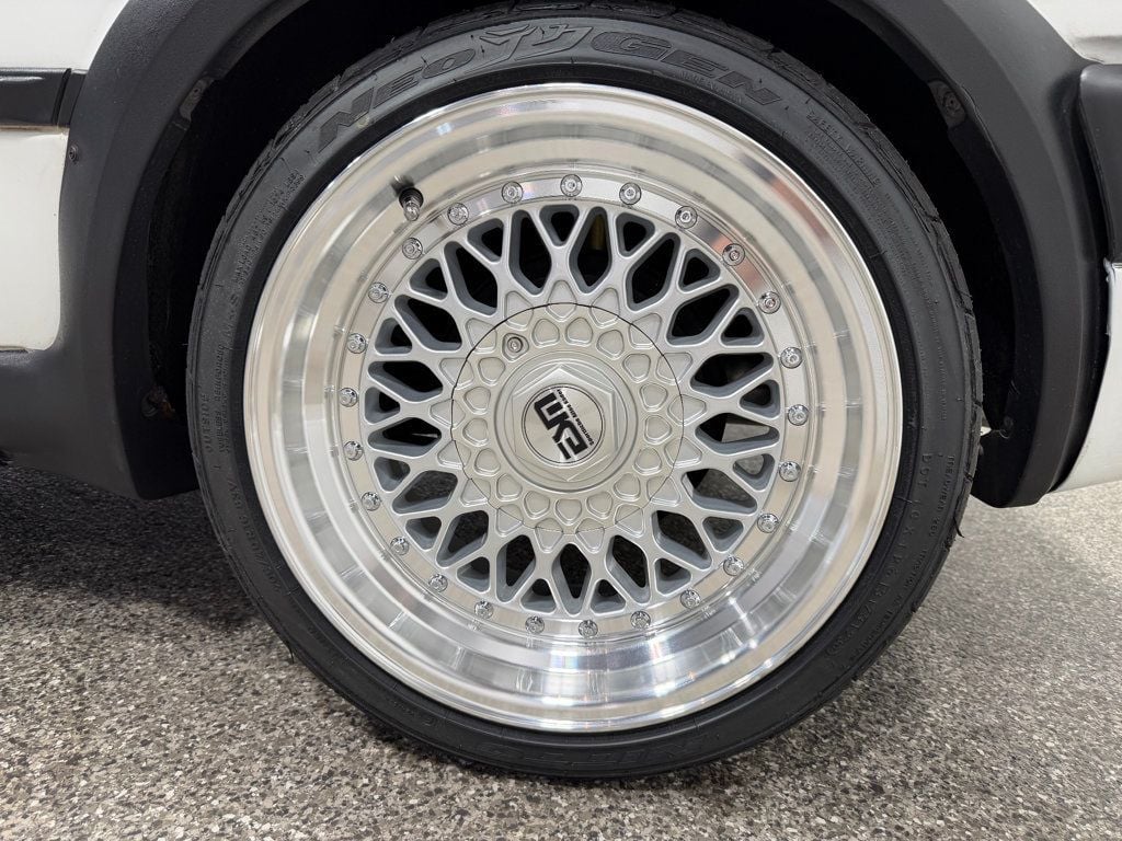 1991 Volkswagen Golf GTI Base Trim - 22987860 - 8