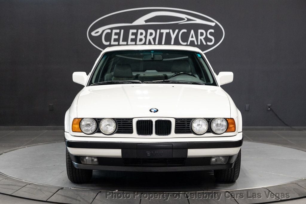 1992 BMW 5 Series 5 speed manual  - 20379879 - 6