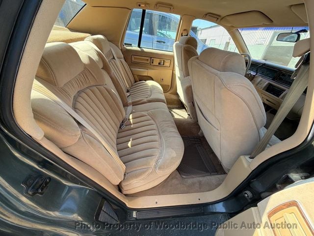 1992 Buick Roadmaster 4dr Sedan - 23019856 - 9