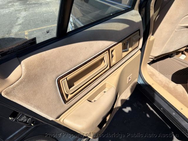1992 Buick Roadmaster 4dr Sedan - 23019856 - 8