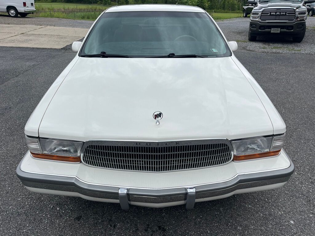 1992 Buick Roadmaster 4dr Sedan - 23055613 - 9