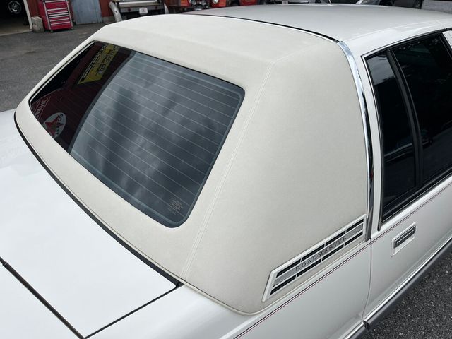 1992 Buick Roadmaster 4dr Sedan - 23055613 - 12
