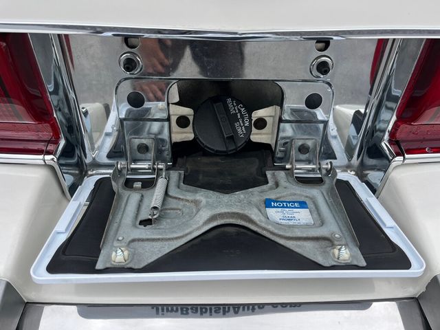 1992 Buick Roadmaster 4dr Sedan - 23055613 - 42