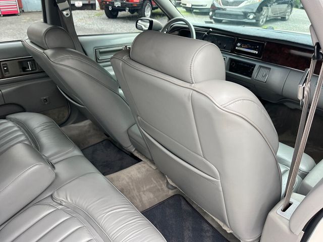 1992 Buick Roadmaster 4dr Sedan - 23055613 - 47
