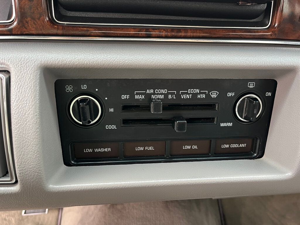 1992 Buick Roadmaster 4dr Sedan - 23055613 - 58