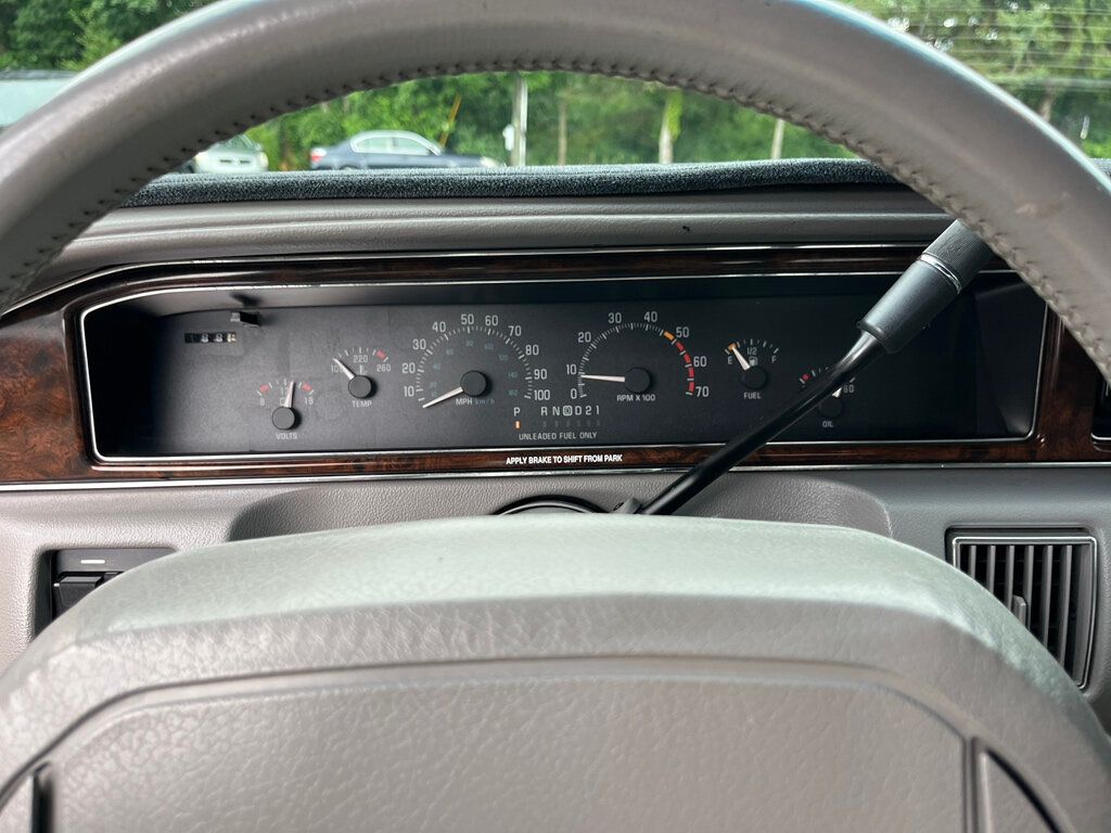 1992 Buick Roadmaster 4dr Sedan - 23055613 - 62