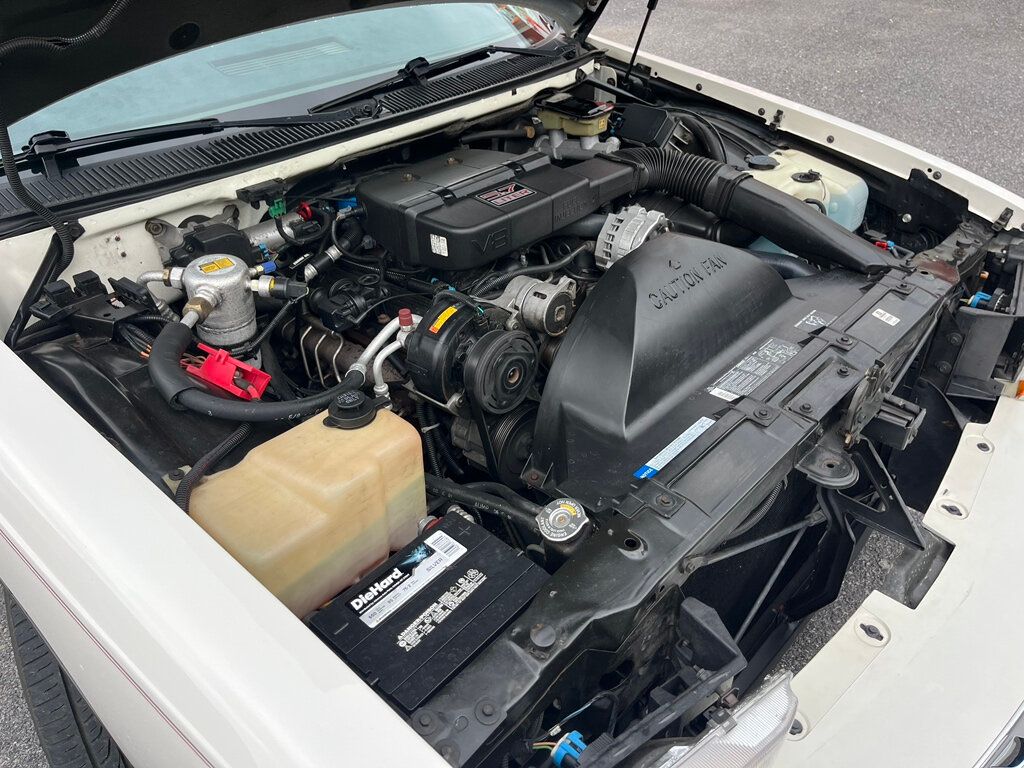 1992 Buick Roadmaster 4dr Sedan - 23055613 - 76