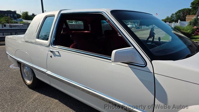 1992 Cadillac Fleetwood Coupe For Sale - 23058352 - 12