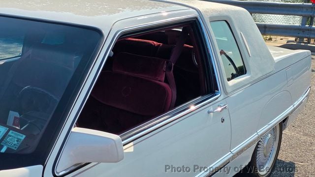 1992 Cadillac Fleetwood Coupe For Sale - 23058352 - 31