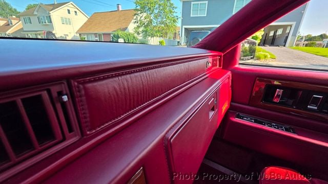 1992 Cadillac Fleetwood Coupe For Sale - 23058352 - 53