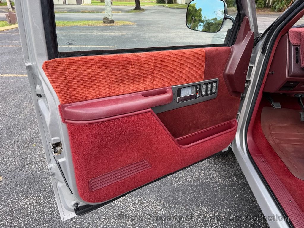 1992 Chevrolet C1500 Regular Cab Short Bed 5.7L - 22944657 - 32