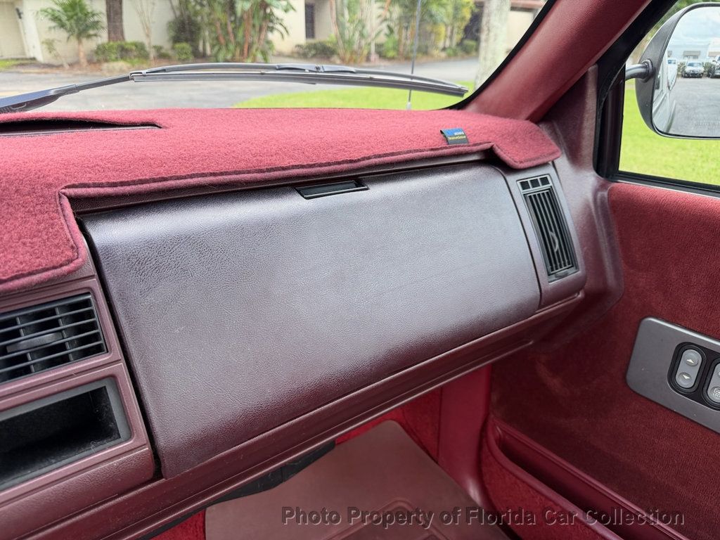 1992 Chevrolet C1500 Regular Cab Short Bed 5.7L - 22944657 - 44