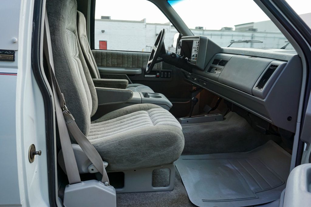 1992 Chevrolet C/K 1500 *Silverado 1500* *Z71 Regular Cab* *Short Bed* *Stepside* *Rare* - 23072440 - 24