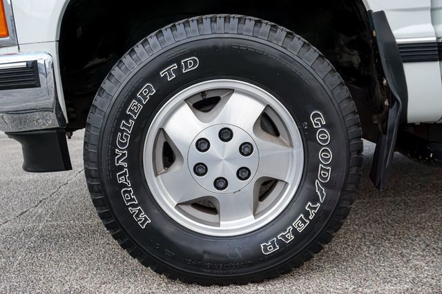 1992 Chevrolet C/K 1500 *Silverado 1500* *Z71 Regular Cab* *Short Bed* *Stepside* *Rare* - 23072440 - 28