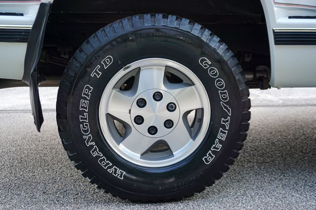 1992 Chevrolet C/K 1500 *Silverado 1500* *Z71 Regular Cab* *Short Bed* *Stepside* *Rare* - 23072440 - 30
