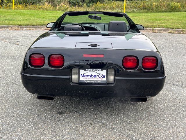 1992 Chevrolet Corvette 2dr Convertible - 23096225 - 24