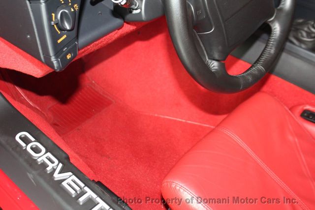 1992 Chevrolet Corvette 4,316 ORIGINAL MILES ,  OUT OF A 27 YEAR OWNERSHIP - 21365391 - 56