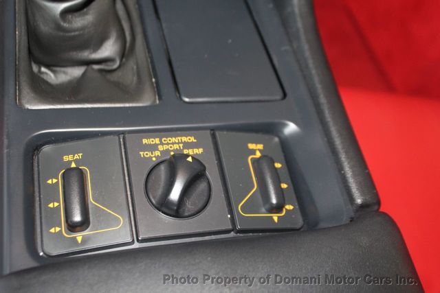 1992 Chevrolet Corvette 4,316 ORIGINAL MILES ,  OUT OF A 27 YEAR OWNERSHIP - 21365391 - 70