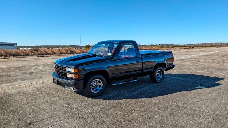 1992 Chevrolet SS 454 Pickup For Sale - 22255965 - 11