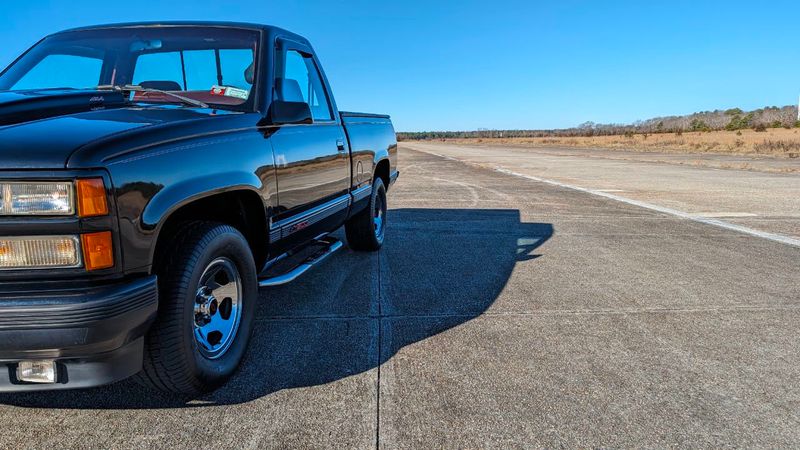 1992 Chevrolet SS 454 Pickup For Sale - 22255965 - 14