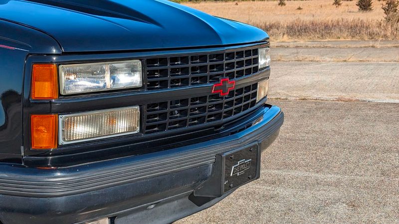 1992 Chevrolet SS 454 Pickup For Sale - 22255965 - 35