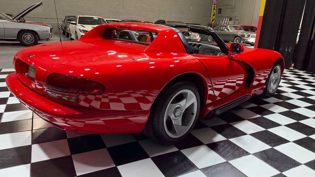 1992 Dodge Viper RT/10 - 1 OF 285 BUILT- 1st YEAR - COLLECTABLE - 22984922 - 9