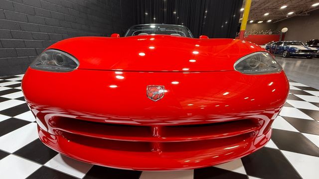 1992 Dodge Viper RT/10 - 1 OF 285 BUILT- 1st YEAR - COLLECTABLE - 22984922 - 12