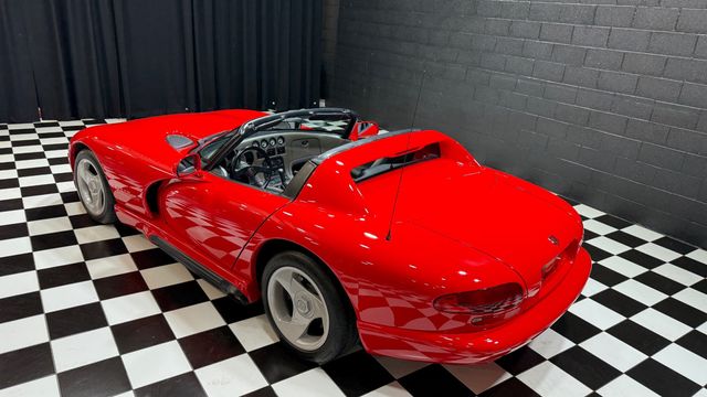 1992 Dodge Viper RT/10 - 1 OF 285 BUILT- 1st YEAR - COLLECTABLE - 22984922 - 16