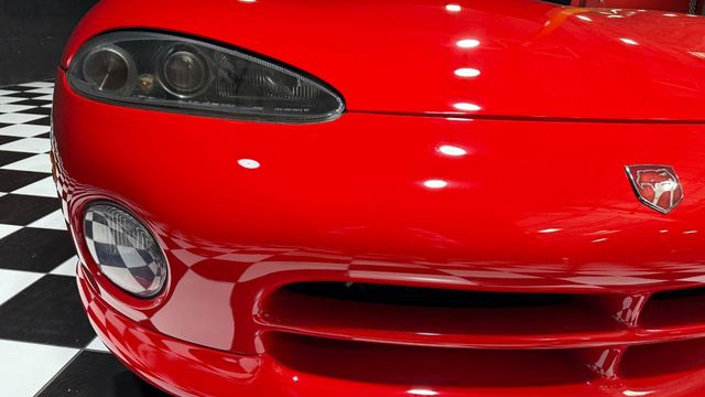 1992 Dodge Viper RT/10 - 1 OF 285 BUILT- 1st YEAR - COLLECTABLE - 22984922 - 35