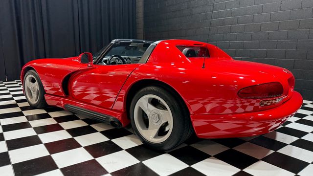 1992 Dodge Viper RT/10 - 1 OF 285 BUILT- 1st YEAR - COLLECTABLE - 22984922 - 5