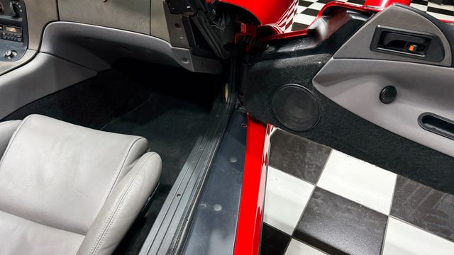 1992 Dodge Viper RT/10 - 1 OF 285 BUILT- 1st YEAR - COLLECTABLE - 22984922 - 76