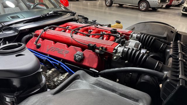 1992 Dodge Viper RT/10 - 1 OF 285 BUILT- 1st YEAR - COLLECTABLE - 22984922 - 84