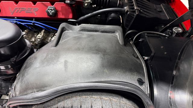 1992 Dodge Viper RT/10 - 1 OF 285 BUILT- 1st YEAR - COLLECTABLE - 22984922 - 91