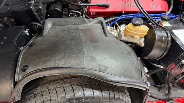 1992 Dodge Viper RT/10 - 1 OF 285 BUILT- 1st YEAR - COLLECTABLE - 22984922 - 93