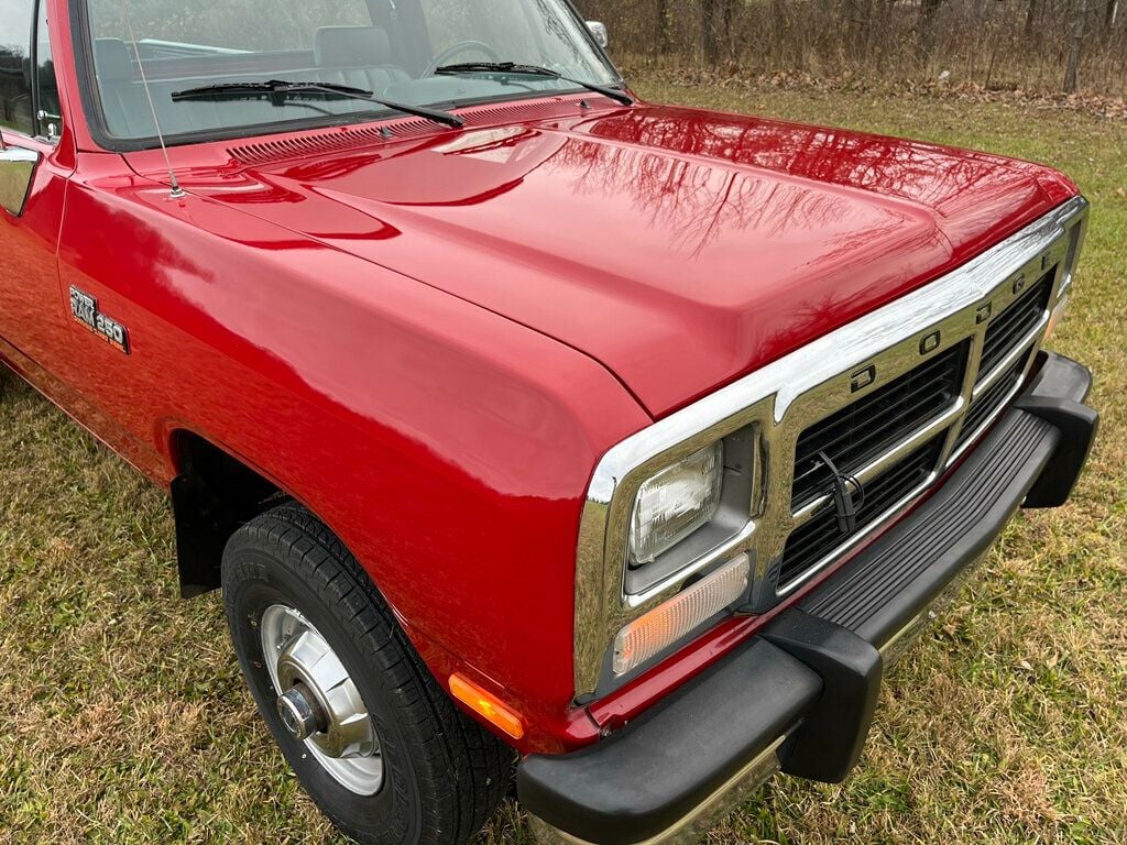 1992 Dodge W250 First Generation 12 Valve Cummins Turbo Diesel 4x4  - 22647426 - 14