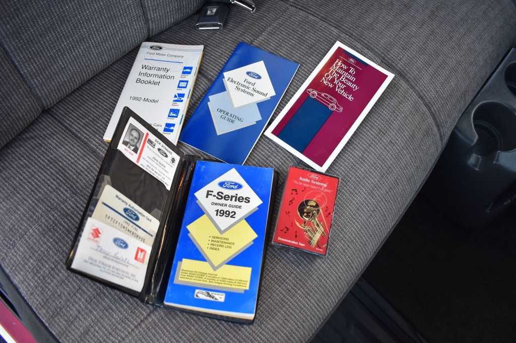 1992 Ford F-150 Flareside 117" WB - 22952100 - 11