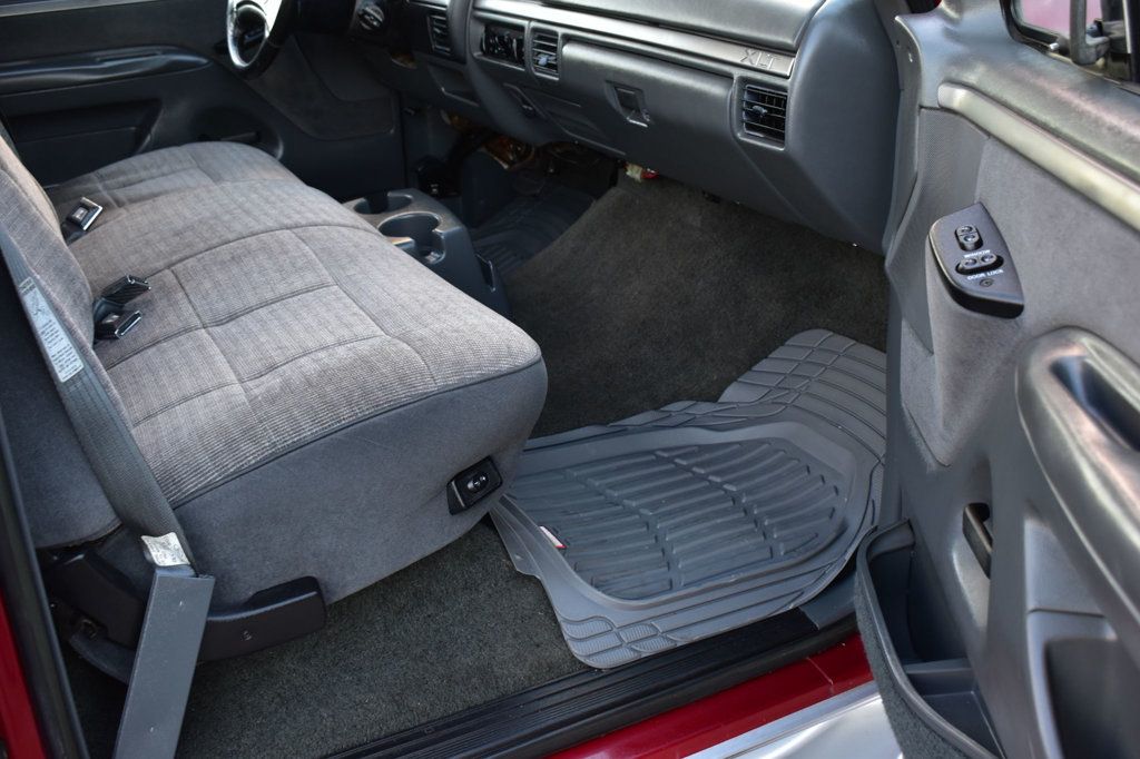 1992 Ford F-150 Flareside 117" WB - 22952100 - 17