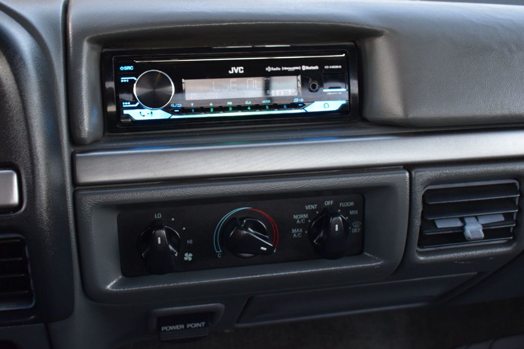 1992 Ford F-150 Flareside 117" WB - 22952100 - 20