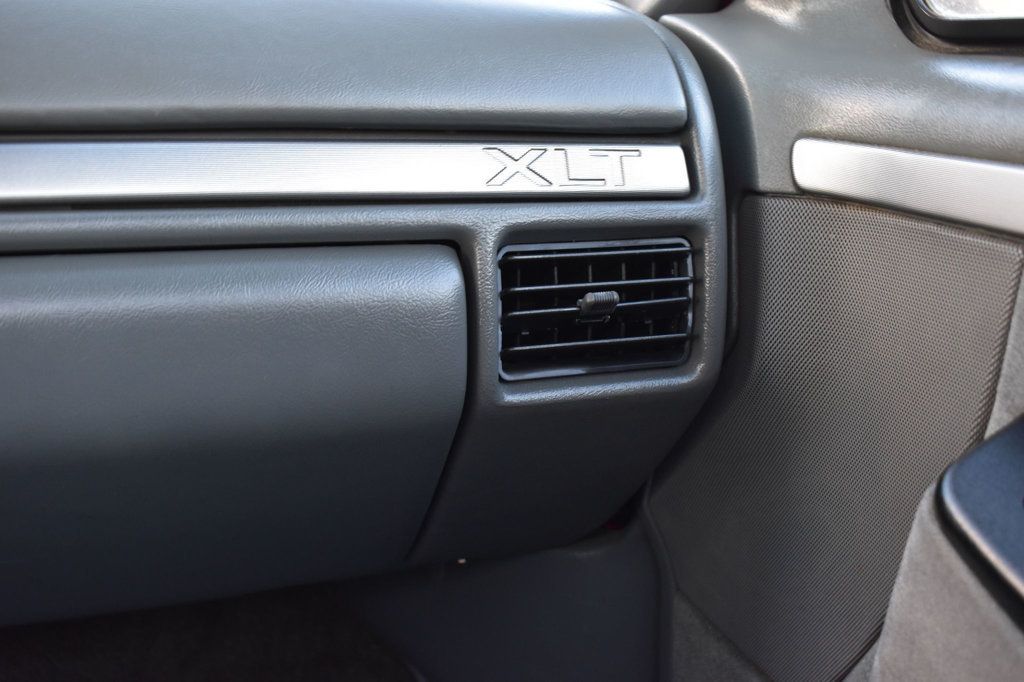 1992 Ford F-150 Flareside 117" WB - 22952100 - 23