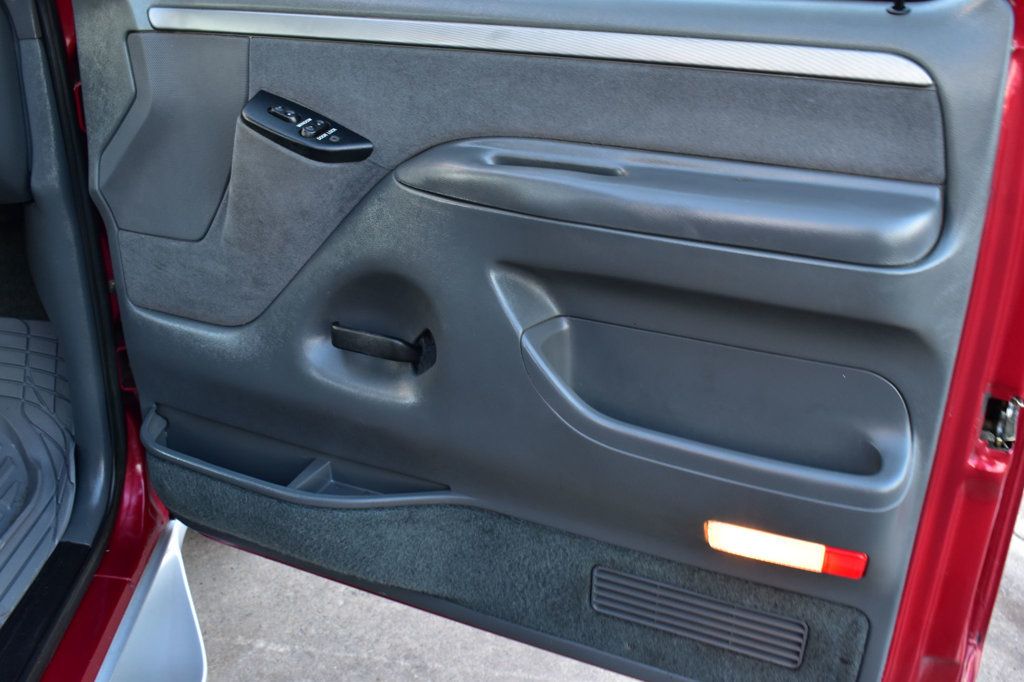 1992 Ford F-150 Flareside 117" WB - 22952100 - 26