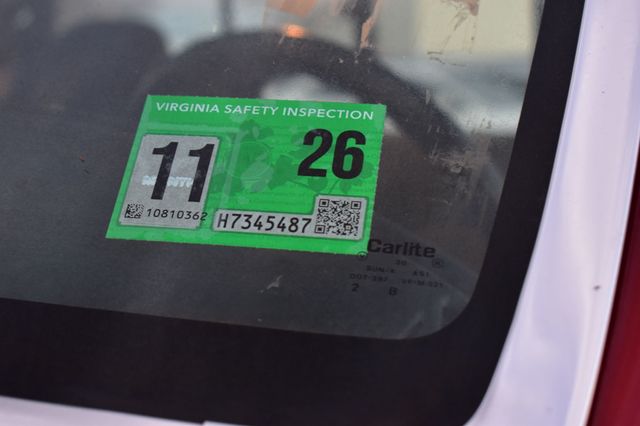 1992 Ford F-150 Flareside 117" WB - 22952100 - 28