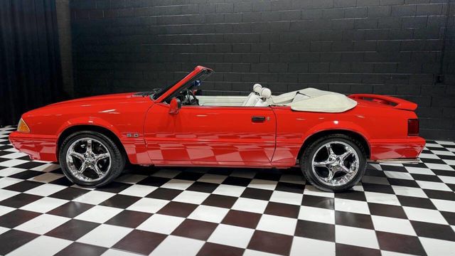 1992 Ford Mustang 2dr Convertible LX Sport 5.0L - 22984915 - 9