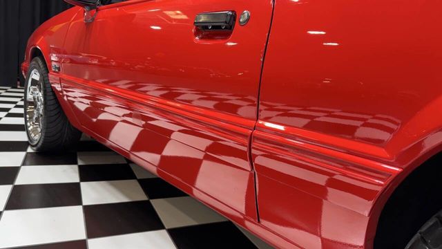1992 Ford Mustang 2dr Convertible LX Sport 5.0L - 22984915 - 18