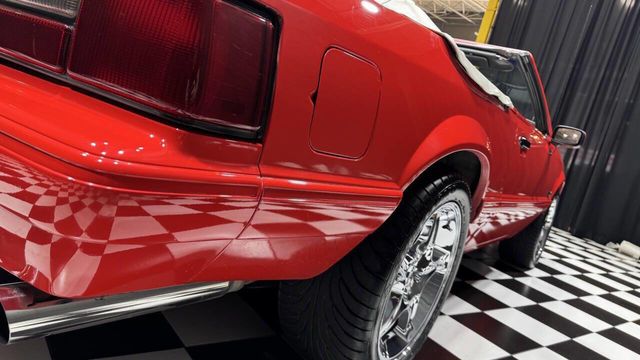 1992 Ford Mustang 2dr Convertible LX Sport 5.0L - 22984915 - 23