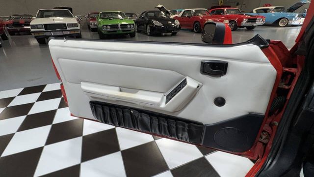 1992 Ford Mustang 2dr Convertible LX Sport 5.0L - 22984915 - 32